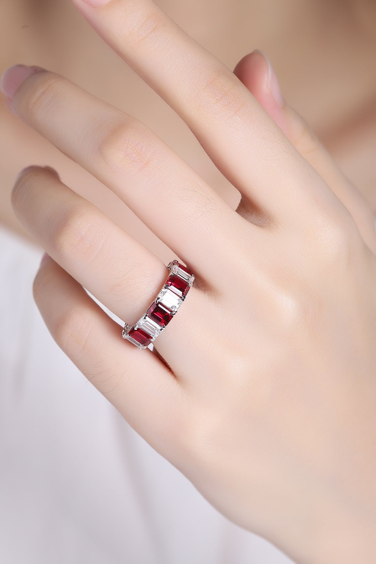 18K Gold Lab-Grown Ruby Ring A – 181093