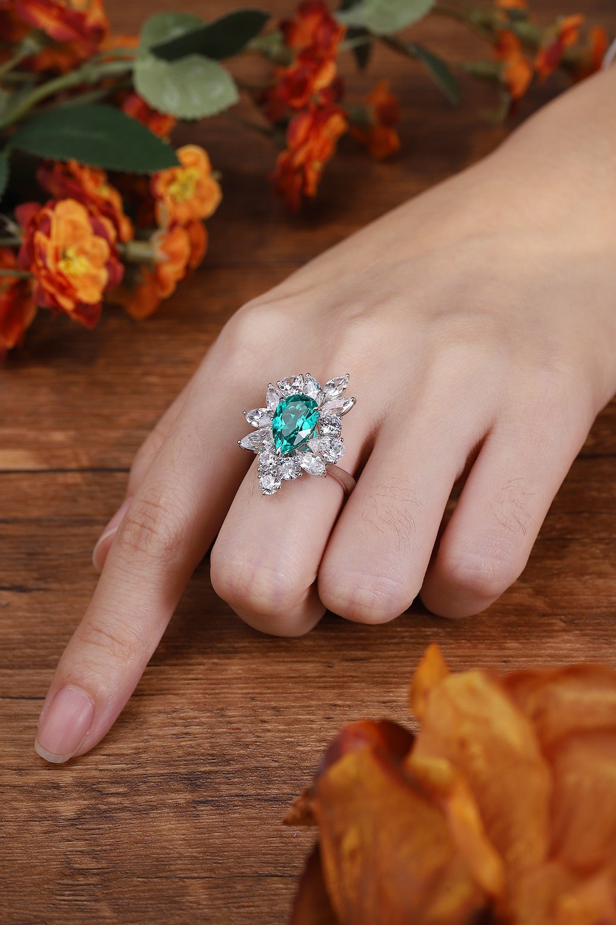 Sterling Silver Lab - Grown Emerald Ring A – JSEGR140Y