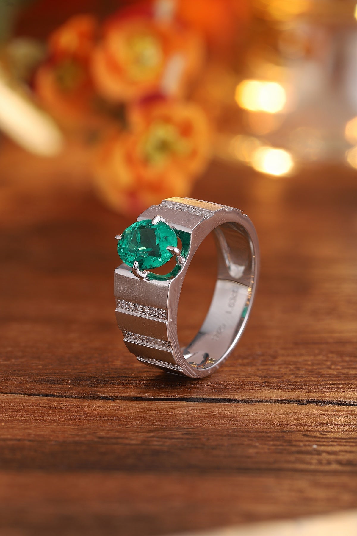 Sterling Silver Lab - Grown Emerald Men's Ring A – JSEGR023Y