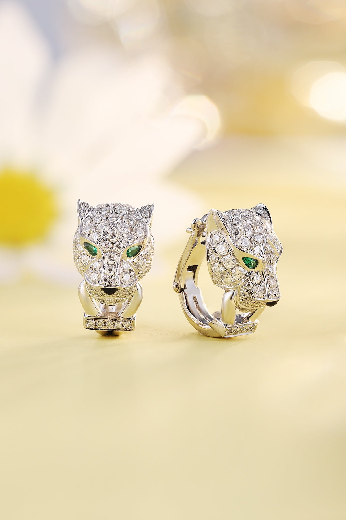 9K Gold Synthetic Emerald Ear Clips A – PE374D