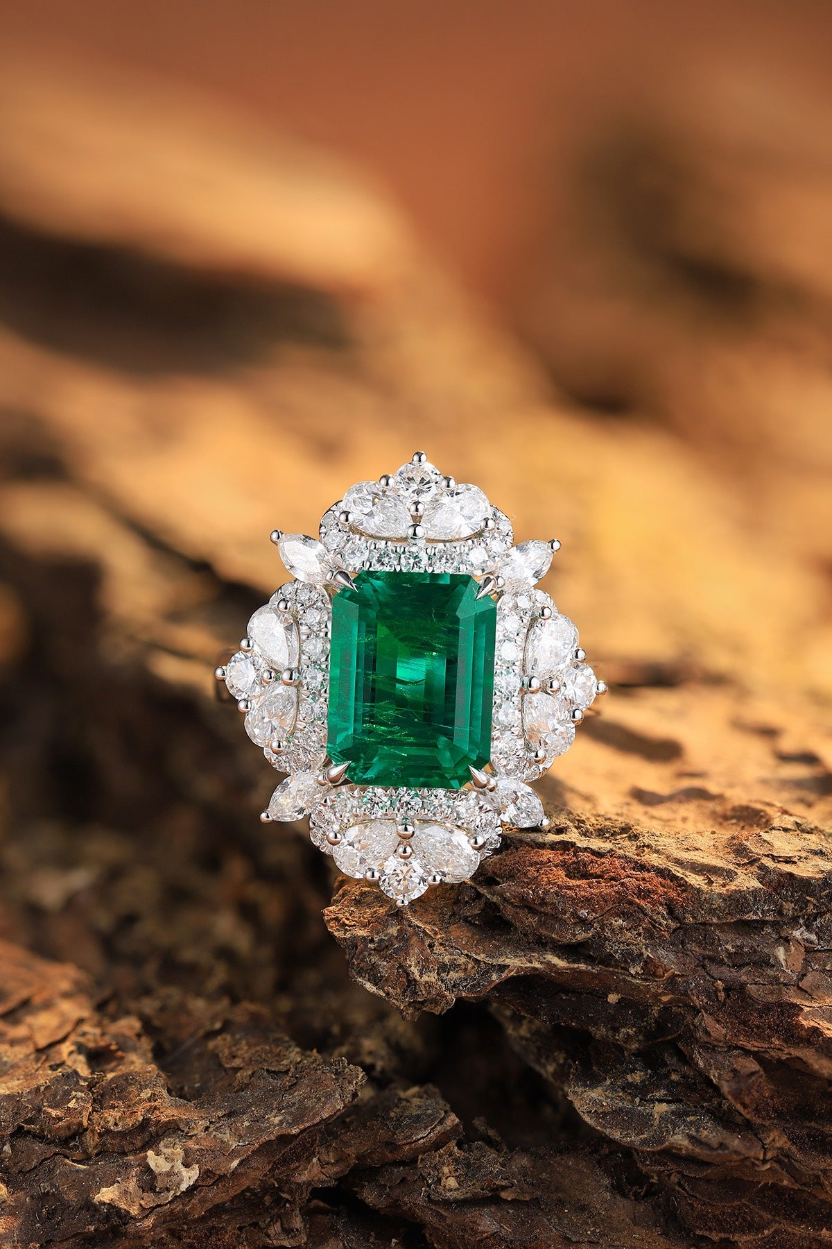 18K Gold Lab - Grown Emerald Ring A – JSEGR1193A
