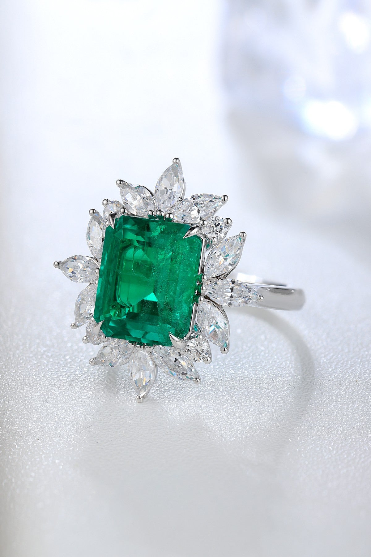 Sterling Silver Lab - Grown Emerald Ring A – JSEGR1017Y