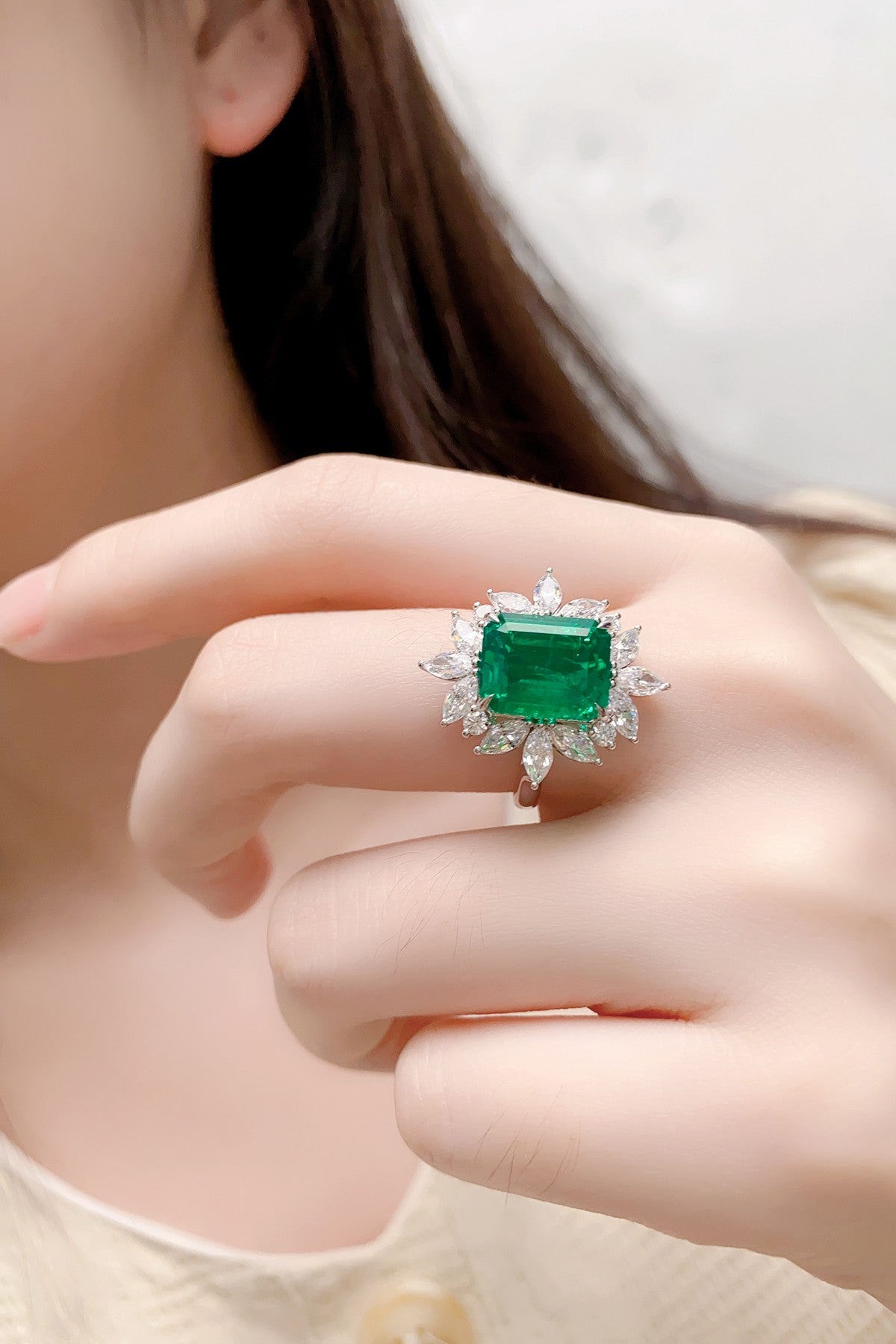 Sterling Silver Lab - Grown Emerald Ring A – JSEGR1017Y