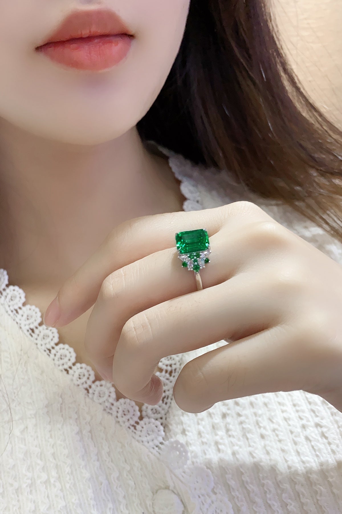 Sterling Silver Lab - Grown Emerald Ring W – JSEGR403Y
