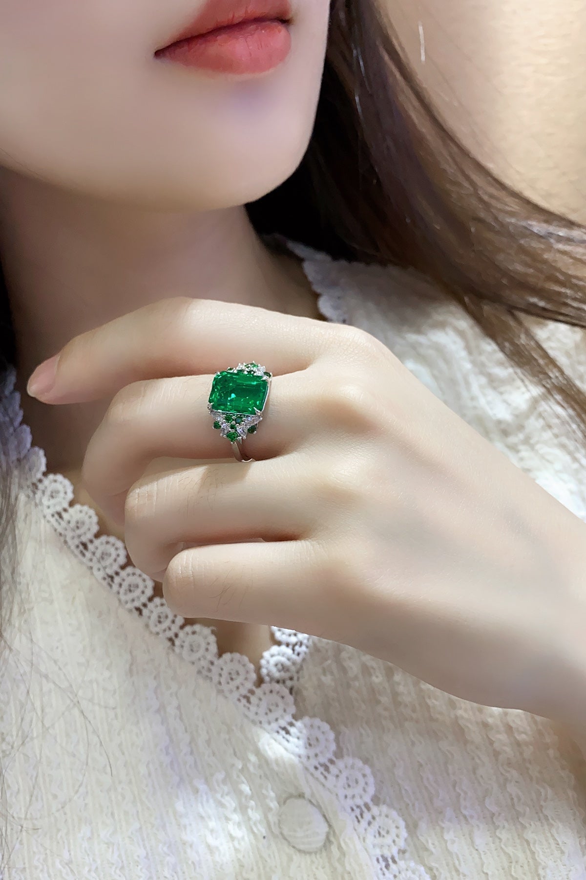Sterling Silver Lab - Grown Emerald Ring W – JSEGR403Y