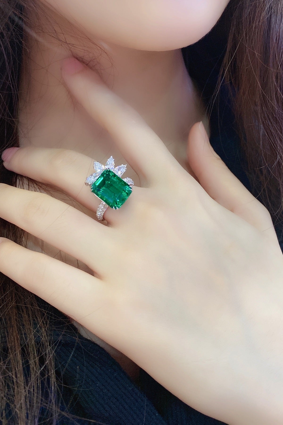 Sterling Silver Lab - Grown Emerald Ring W – JSEGR135Y
