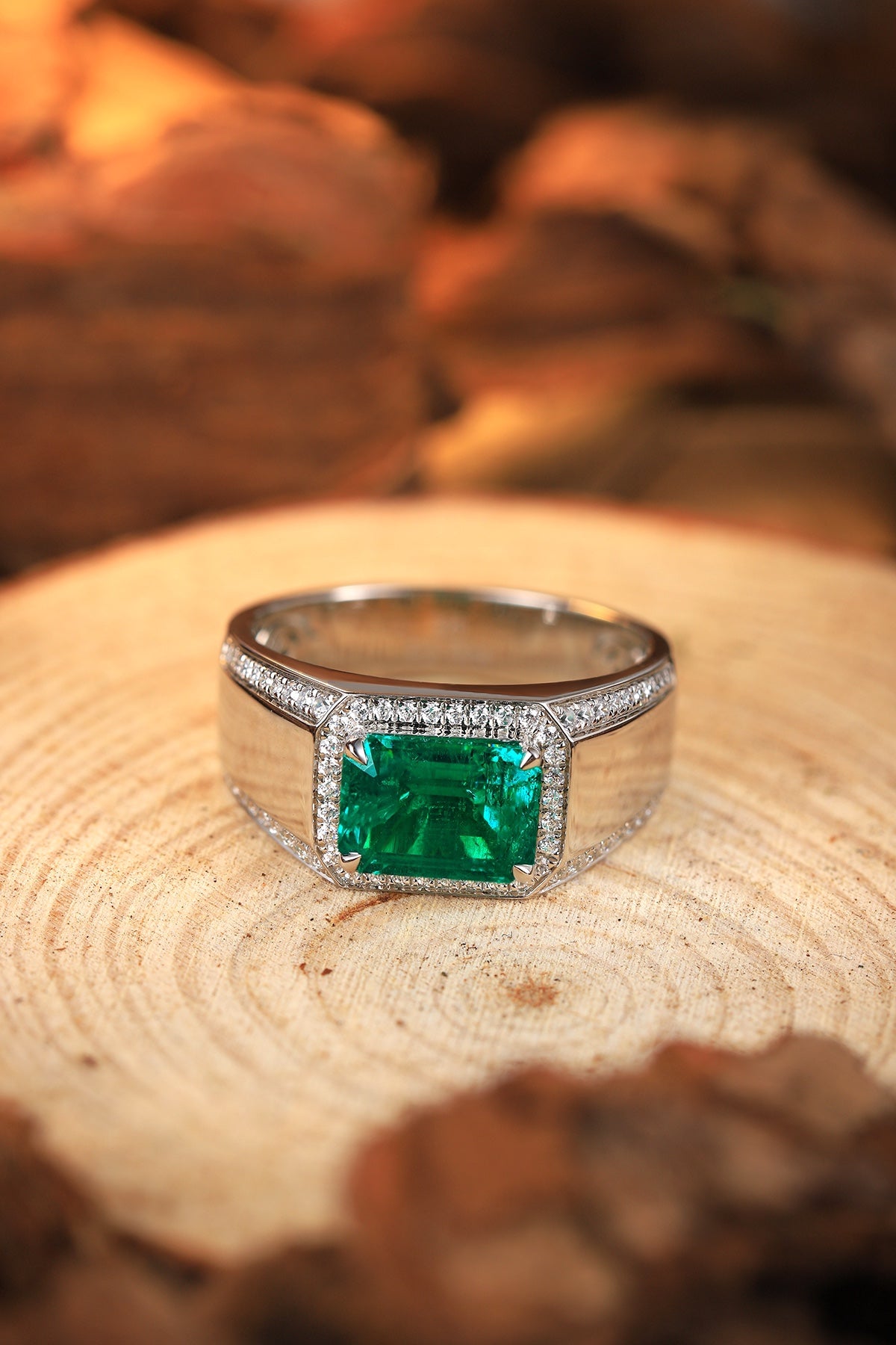 Sterling Silver Lab - Grown Emerald Men's Ring A – JSEGR021Y