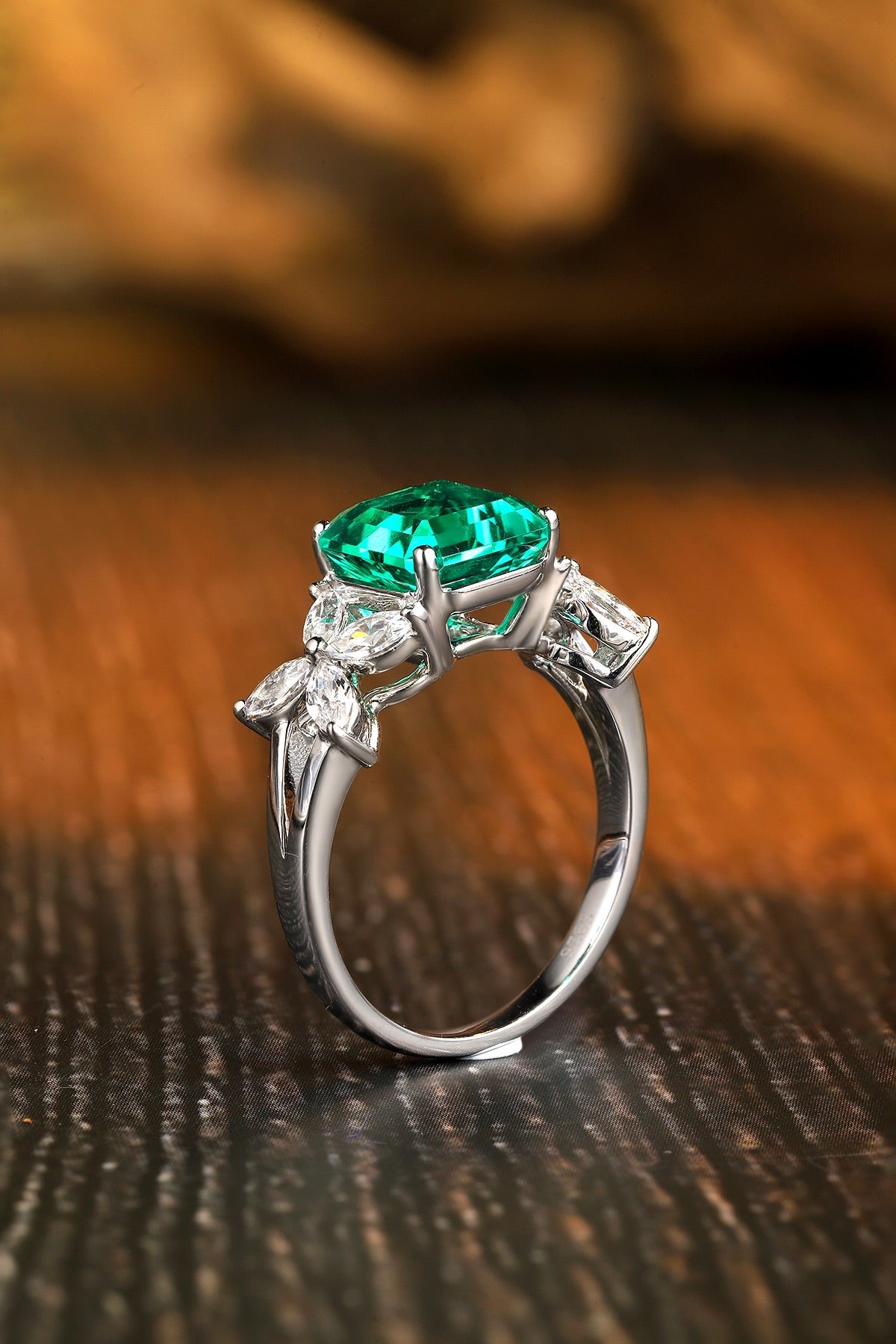 Sterling Silver Lab - Grown Emerald Ring W – JSEGR217Y