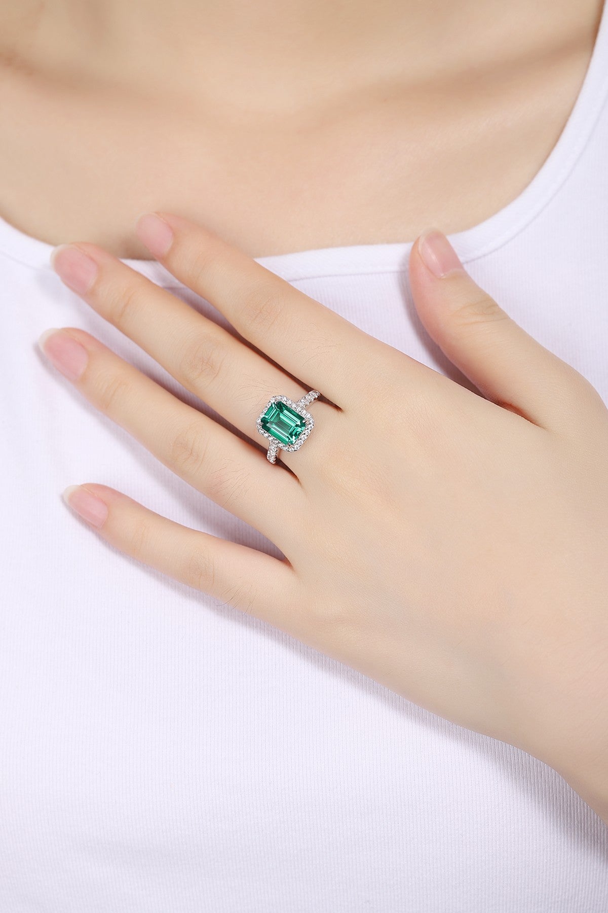 Sterling Silver Lab - Grown Emerald Ring A – JSEGR1214Y
