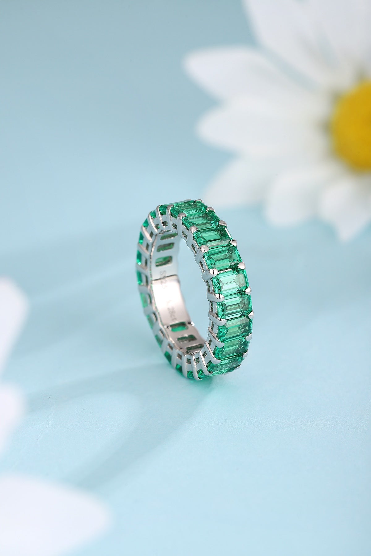 Sterling Silver Lab - Grown Emerald Ring A – JSEGR235Y