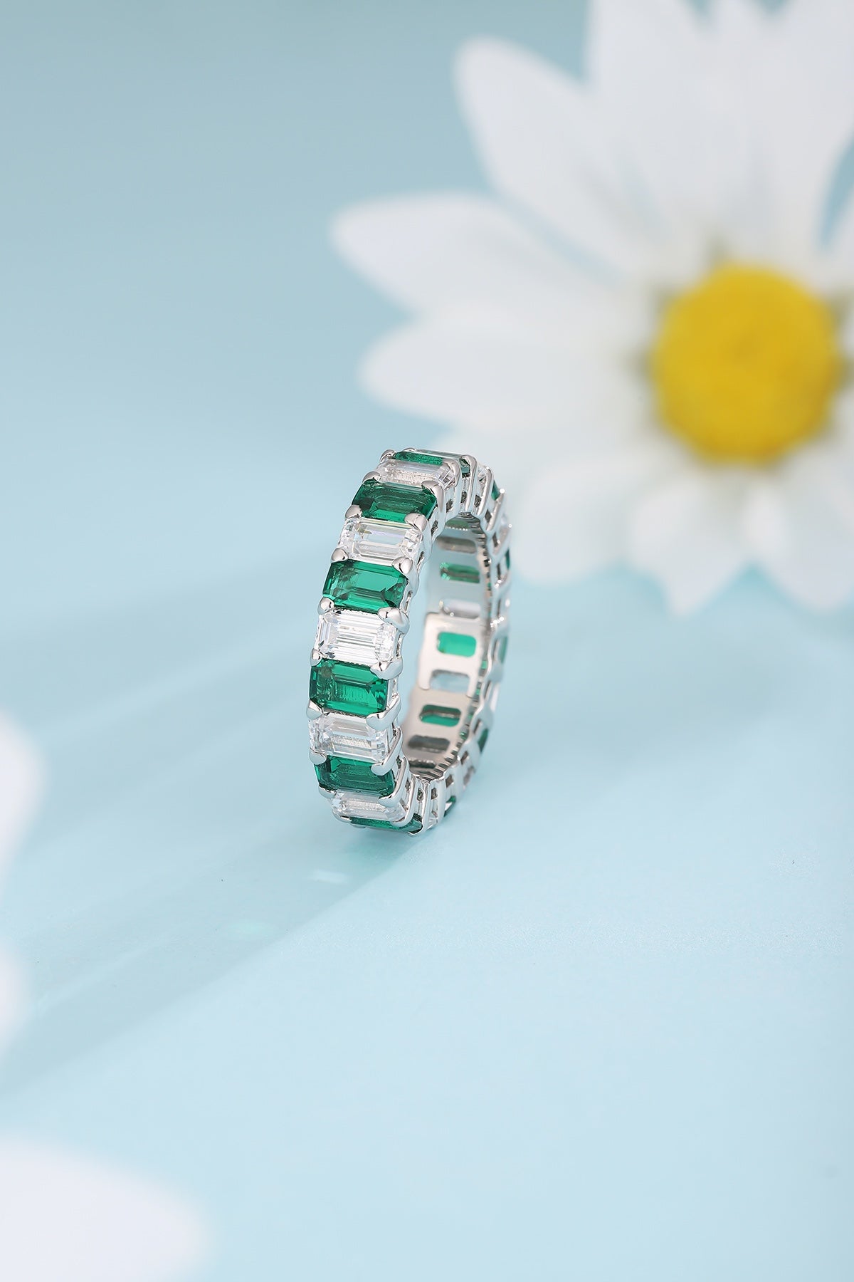 Sterling Silver Lab - Grown Emerald Ring A – JSEGR235Y