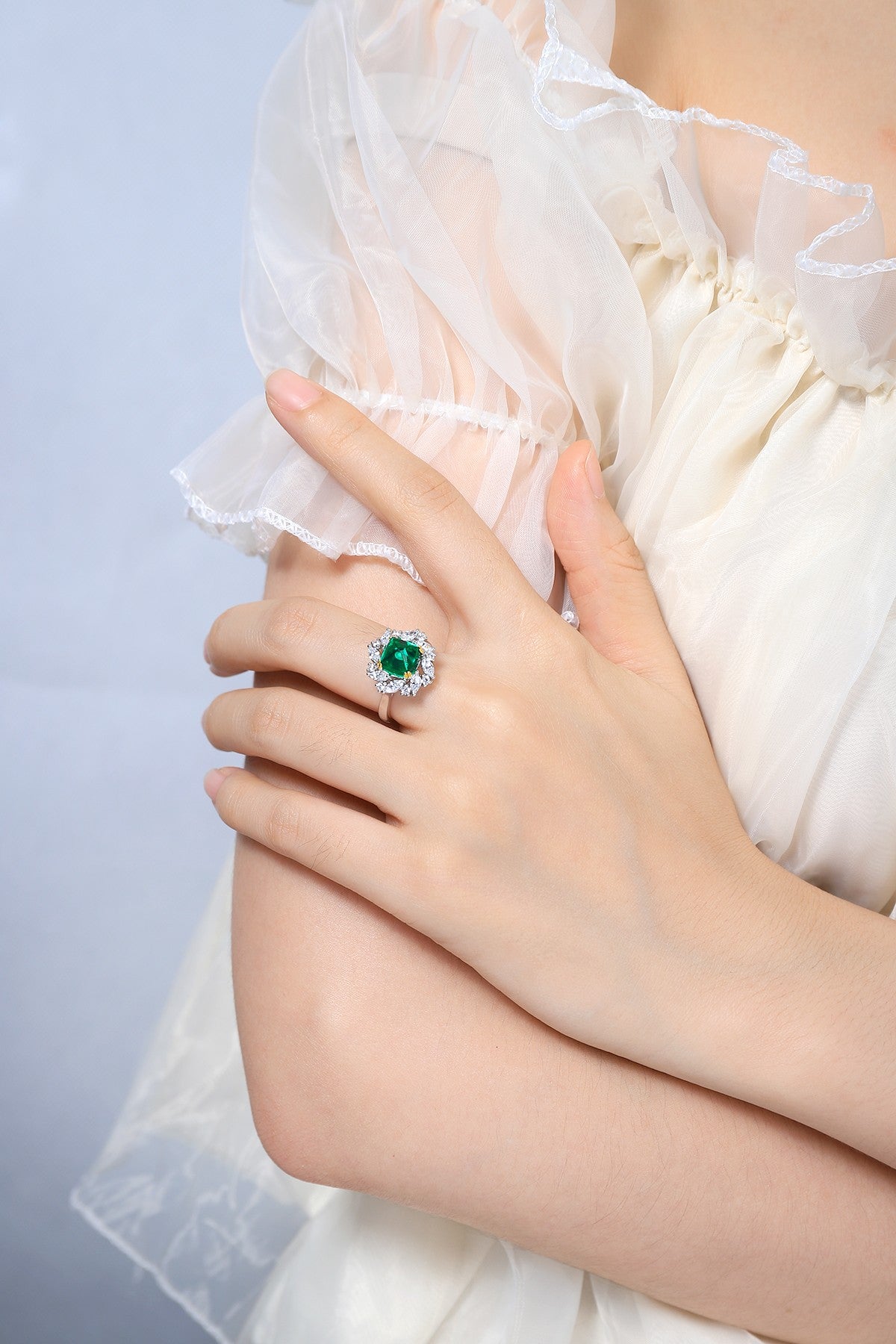 Sterling Silver Lab - Grown Emerald Ring A – JSEGR934Y