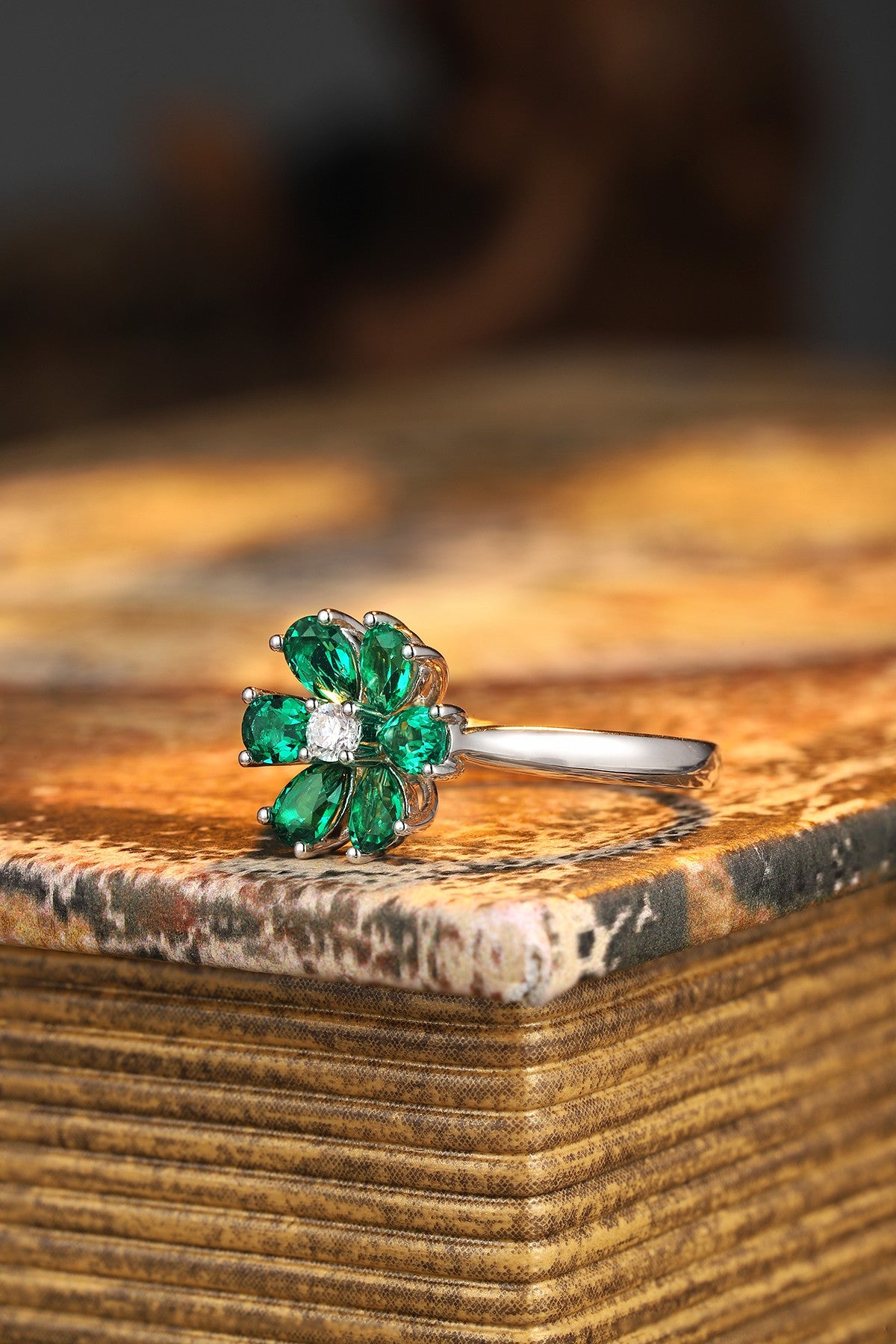 Sterling Silver Lab - Grown Emerald Ring A – JSEGR236Y