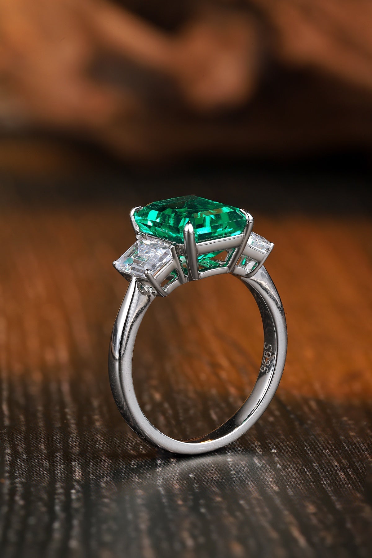 Sterling Silver Lab - Grown Emerald Ring A – JSEGR153Y