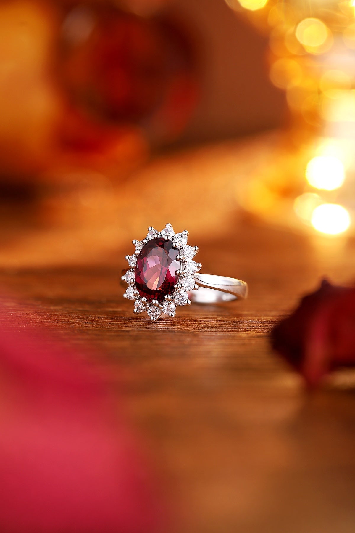 Sterling Silver Natural Garnet Ring W – JR2725