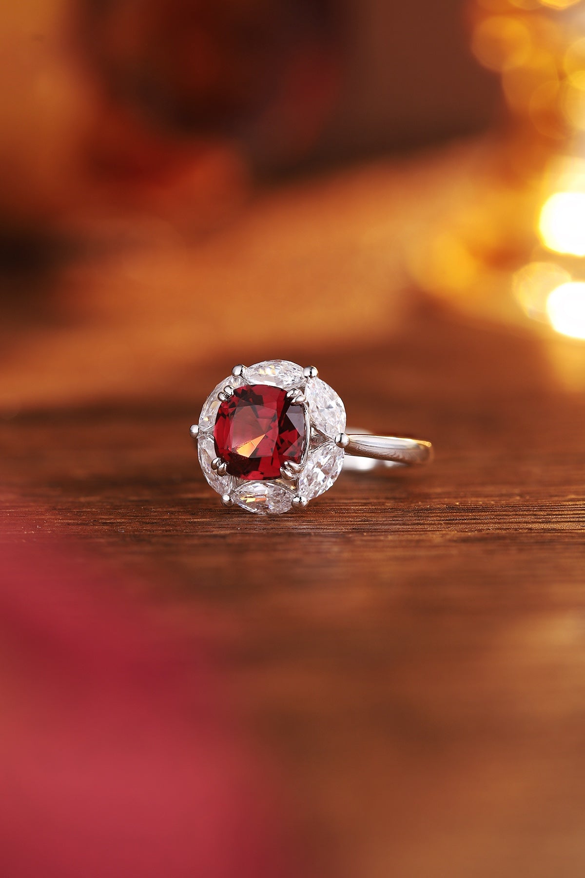 Sterling Silver Natural Garnet Ring W – JR2715
