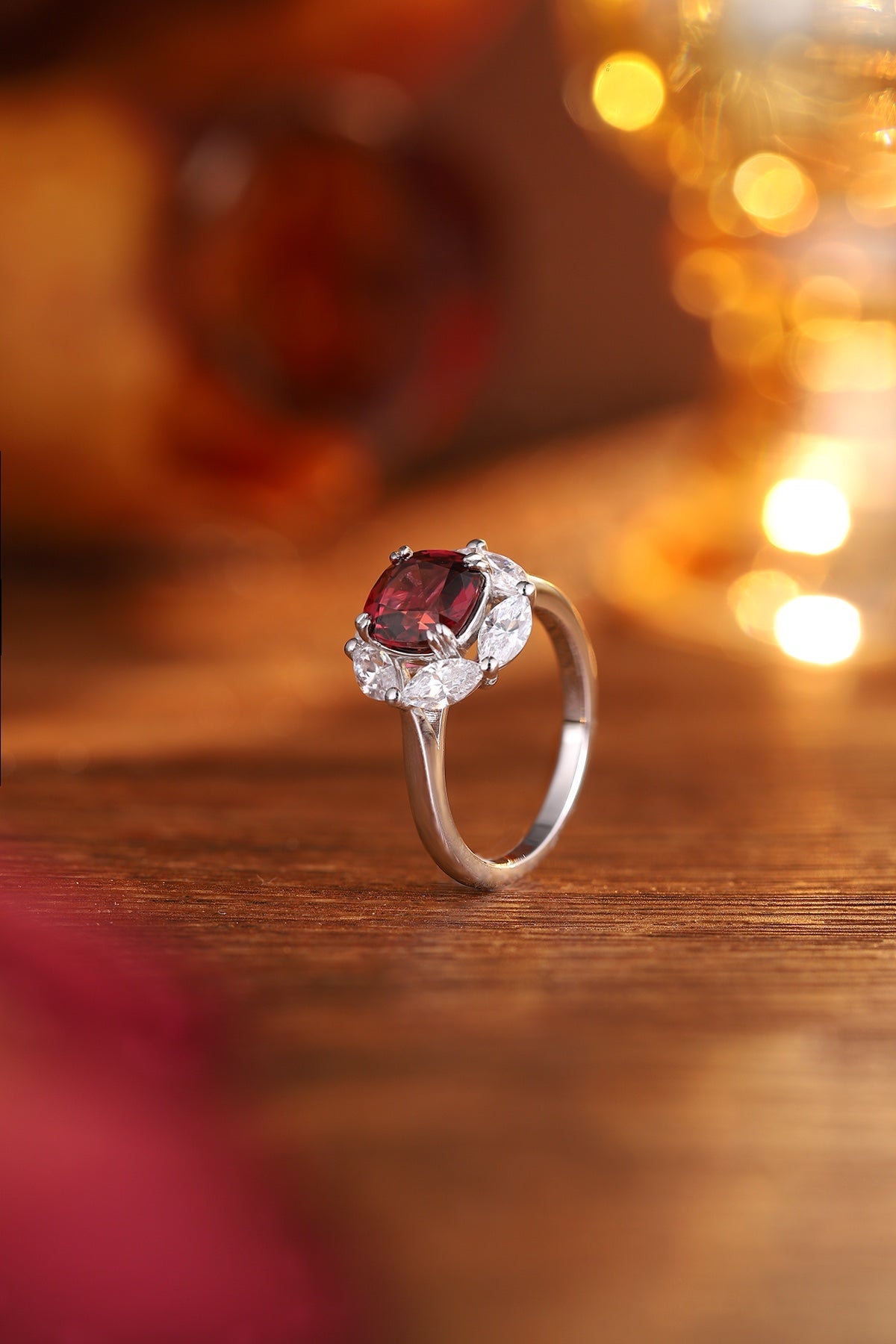 Sterling Silver Natural Garnet Ring W – JR2715