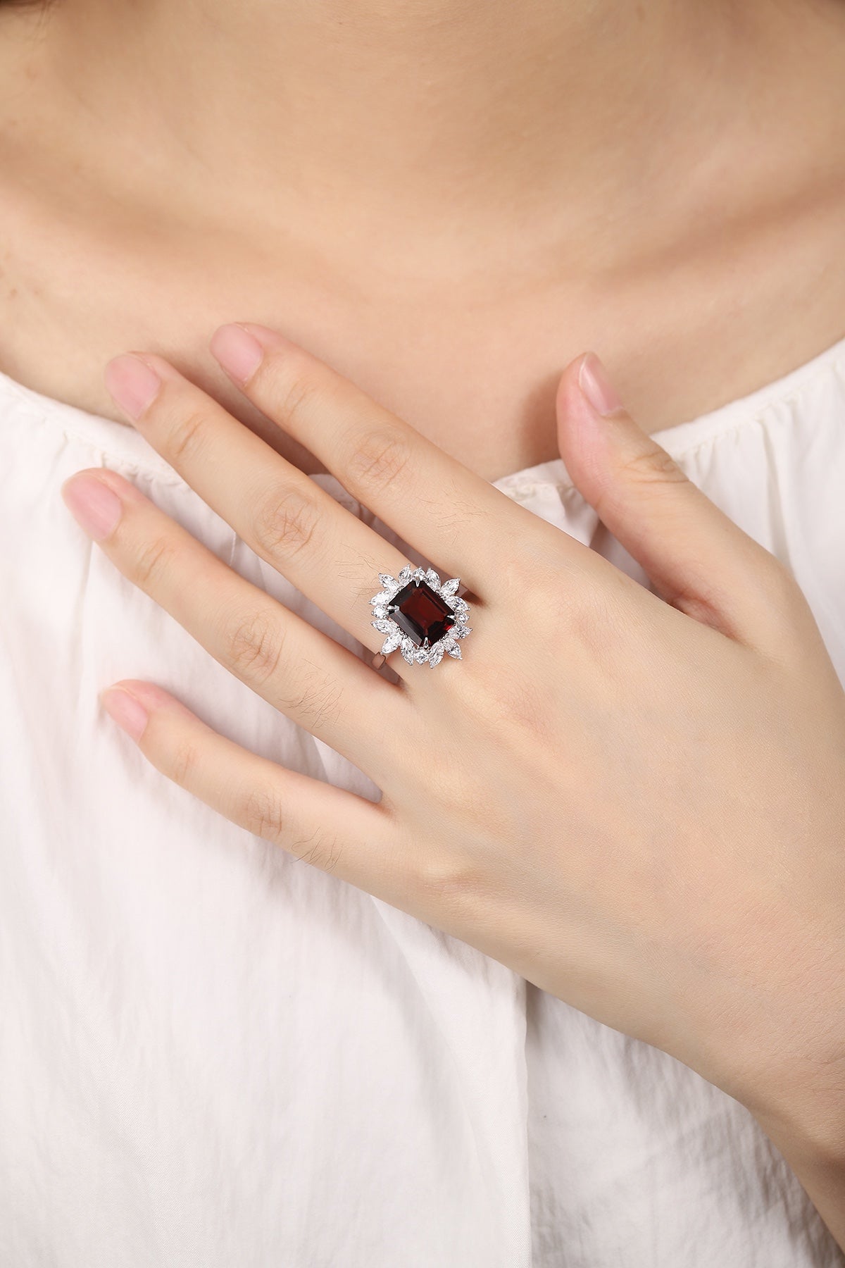 Sterling Silver Natural Garnet Ring W – JR1017Y