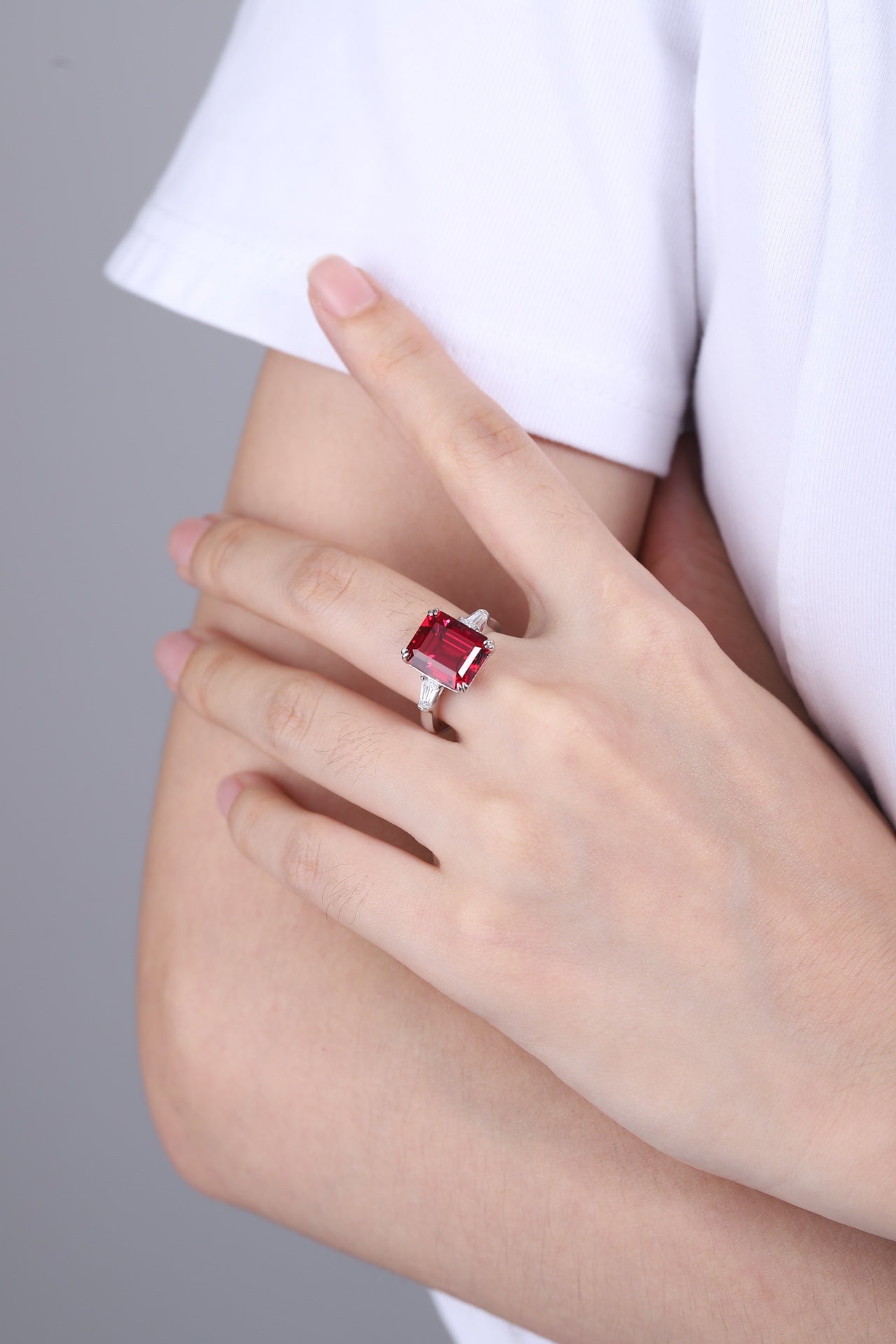Sterling Silver Lab-Grown Ruby Ring W – JRURR1417Y
