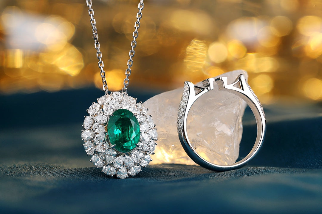 18K Gold Lab - Grown Emerald Ring & Pendant Two-in-One Style A – JOSR1065A