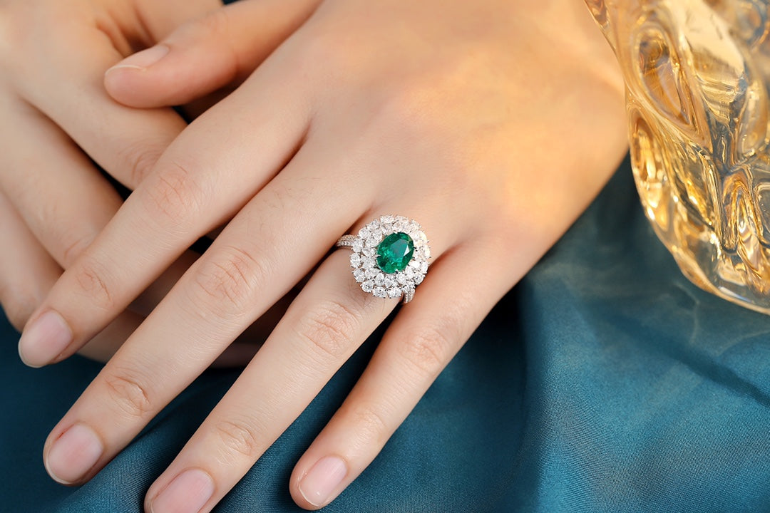 18K Gold Lab - Grown Emerald Ring & Pendant Two-in-One Style A – JOSR1065A