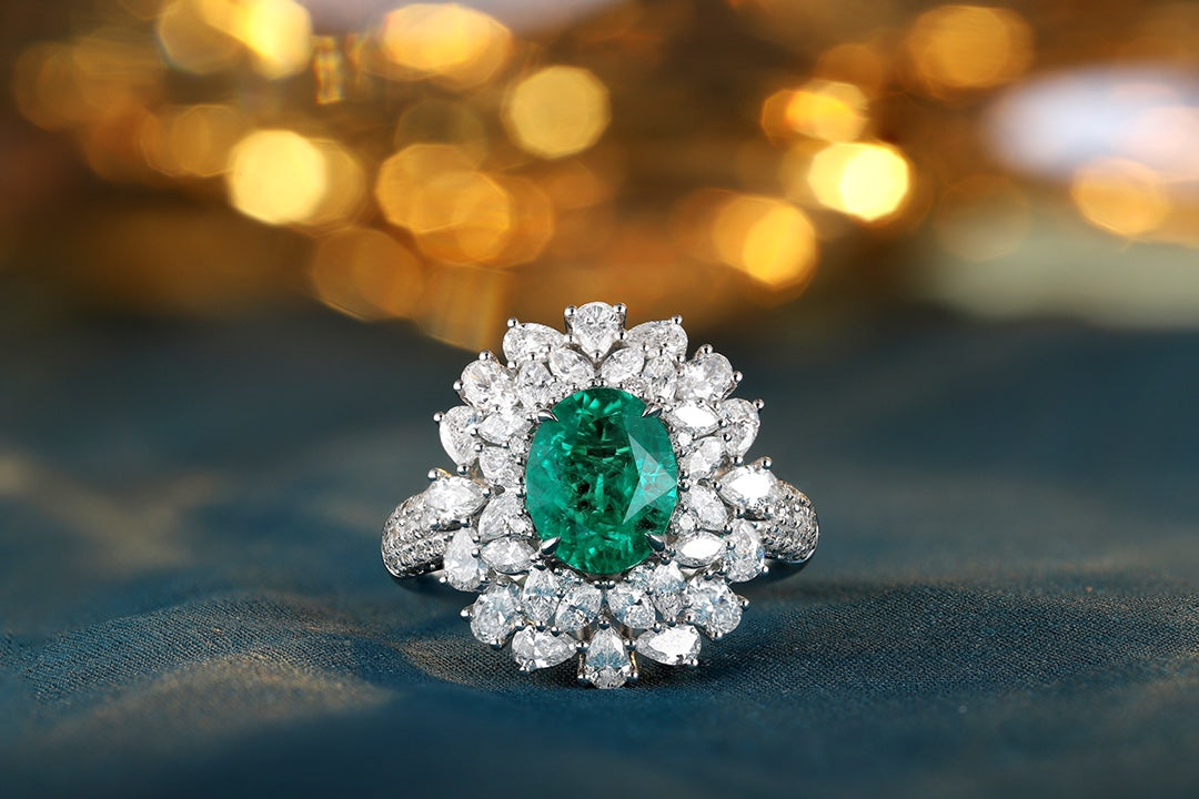 18K Gold Lab - Grown Emerald Ring & Pendant Two-in-One Style A – JOSR1067A