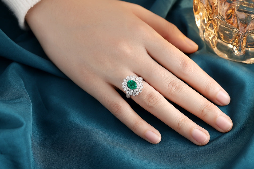 18K Gold Lab - Grown Emerald Ring & Pendant Two-in-One Style A – JOSR1067A