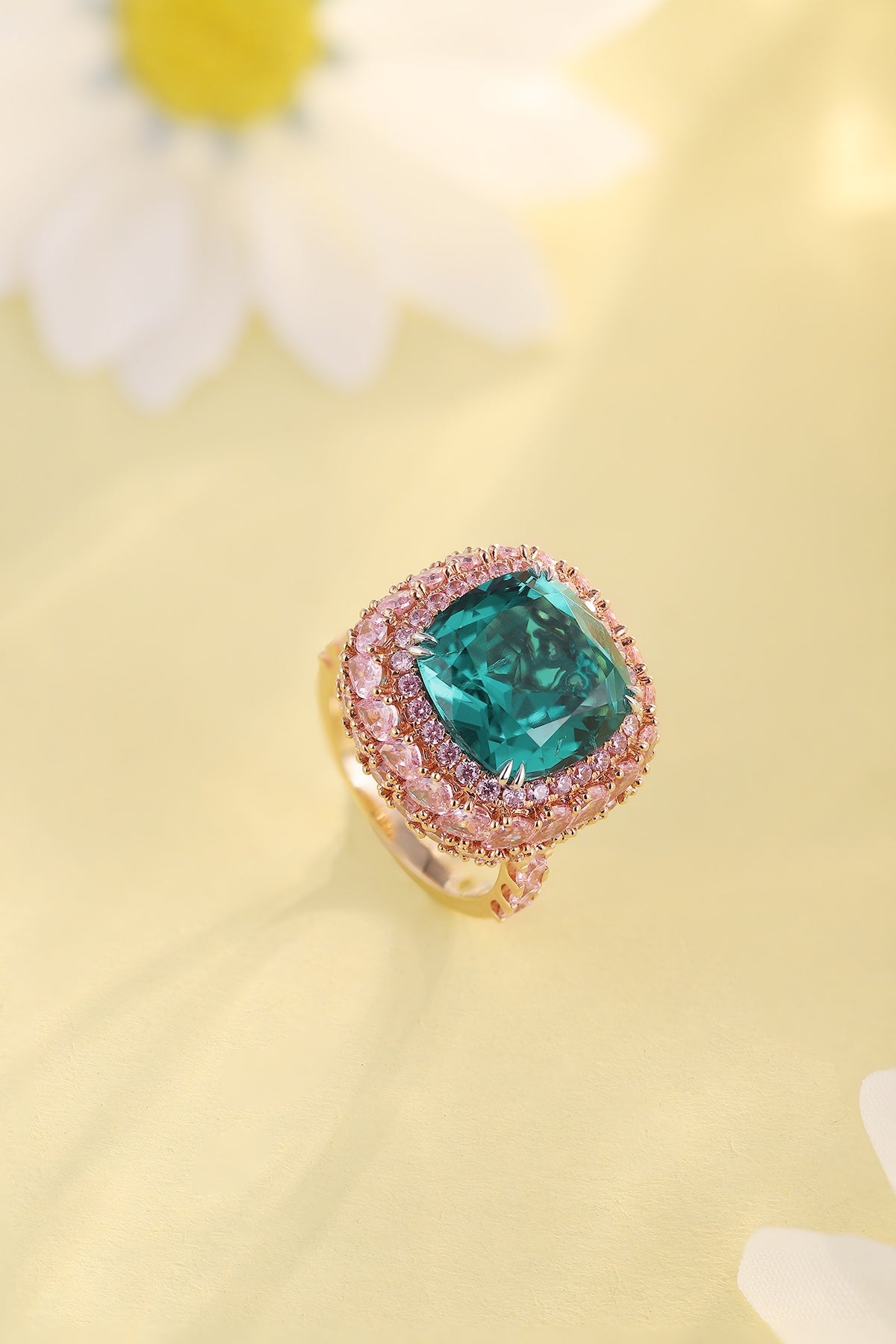 18K Gold Lab - Grown Emerald Ring A – PSEGR887A