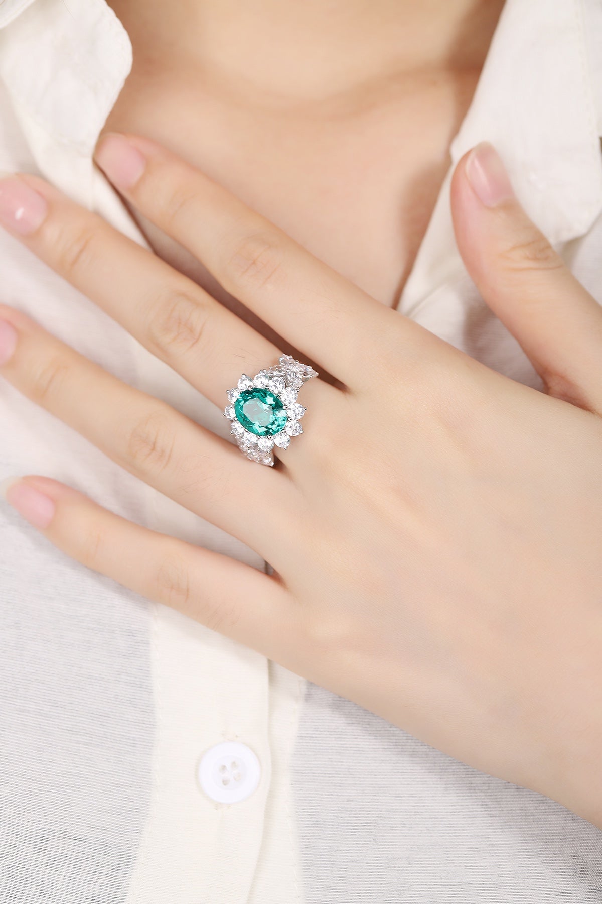 Sterling Silver Lab - Grown Emerald Ring A – JSEGR675Y