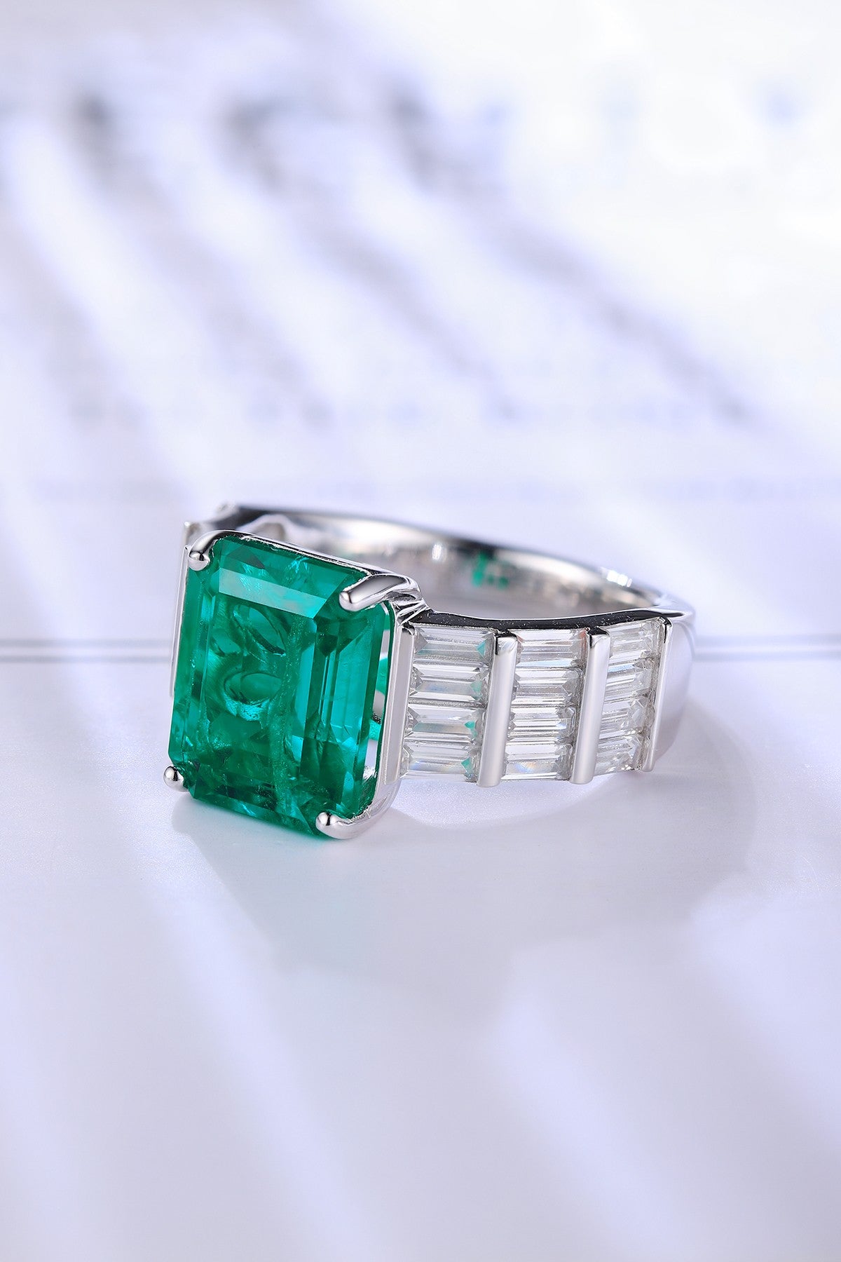 Sterling Silver Lab - Grown Emerald Ring A – JSEGR1033Y
