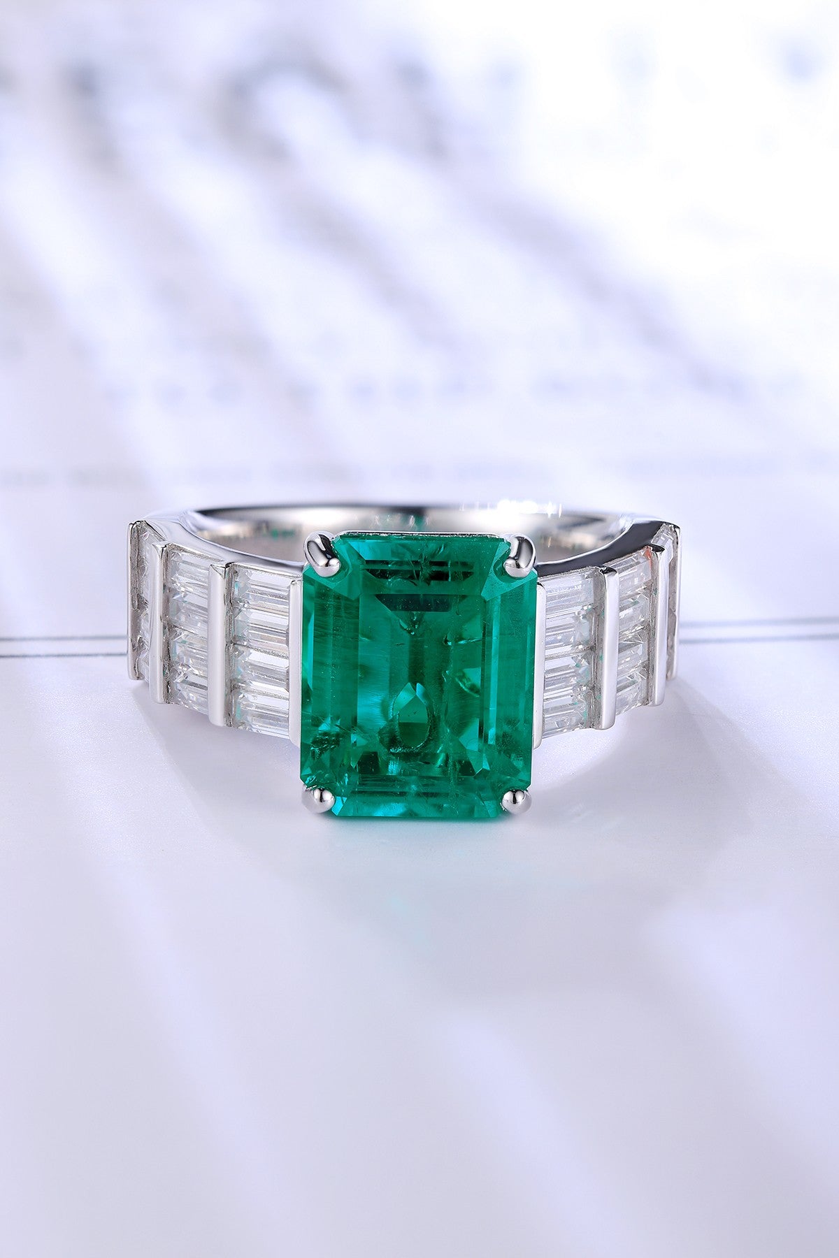 Sterling Silver Lab - Grown Emerald Ring A – JSEGR1033Y