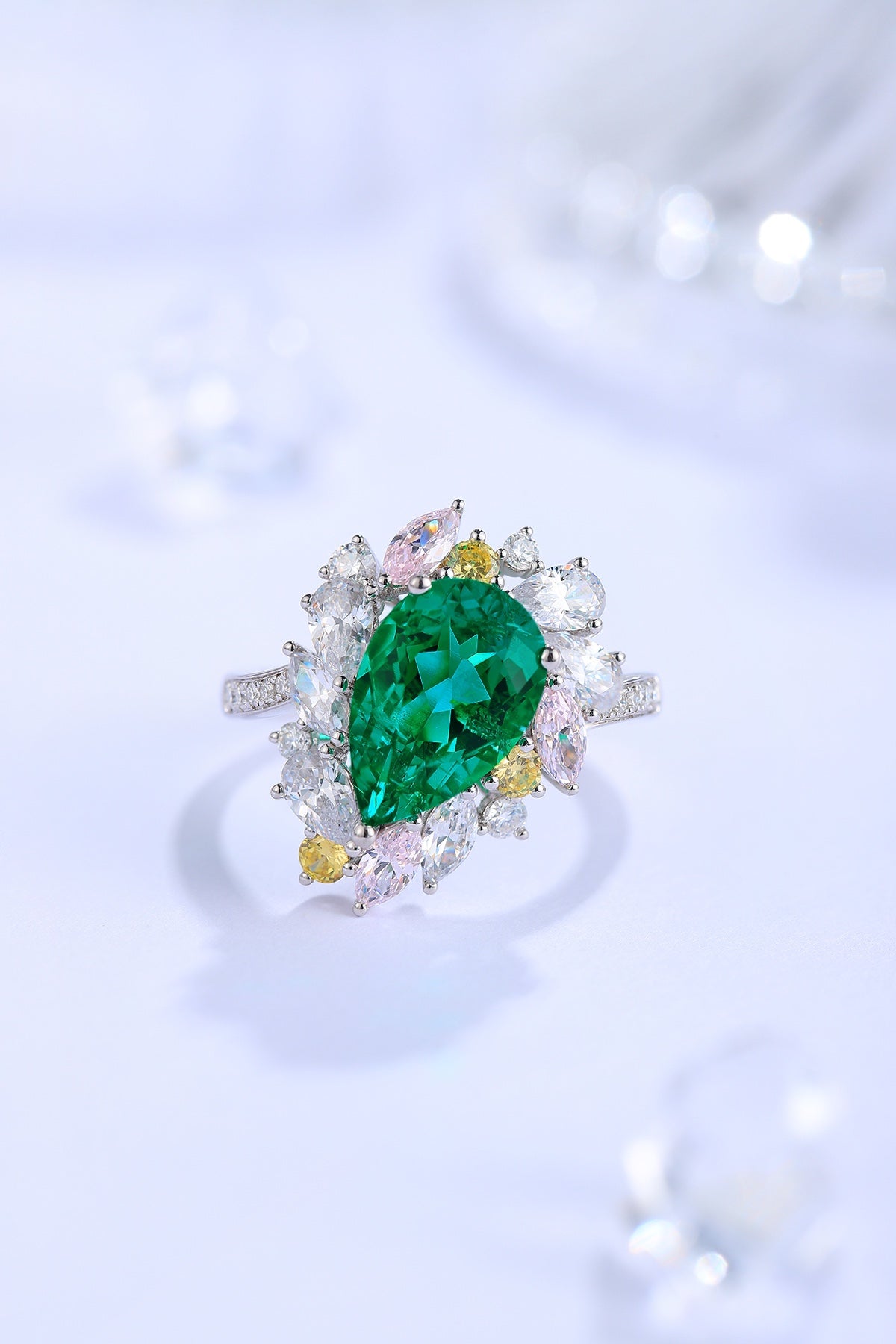 Sterling Silver Lab - Grown Emerald Ring W – JSEGR454Y
