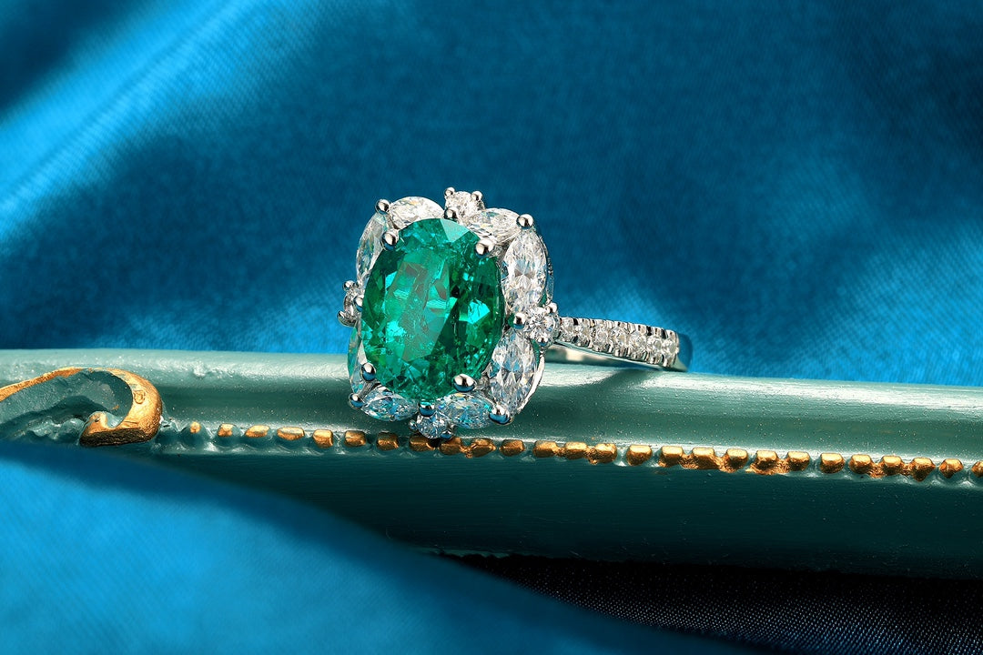 Sterling Silver Lab - Grown Emerald Ring A – JSEGR209Y
