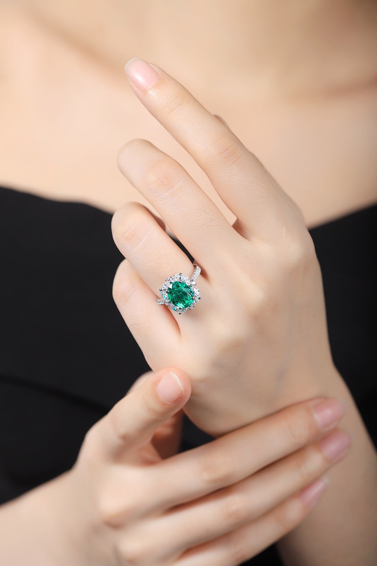 Sterling Silver Lab - Grown Emerald Ring A – JSEGR209Y