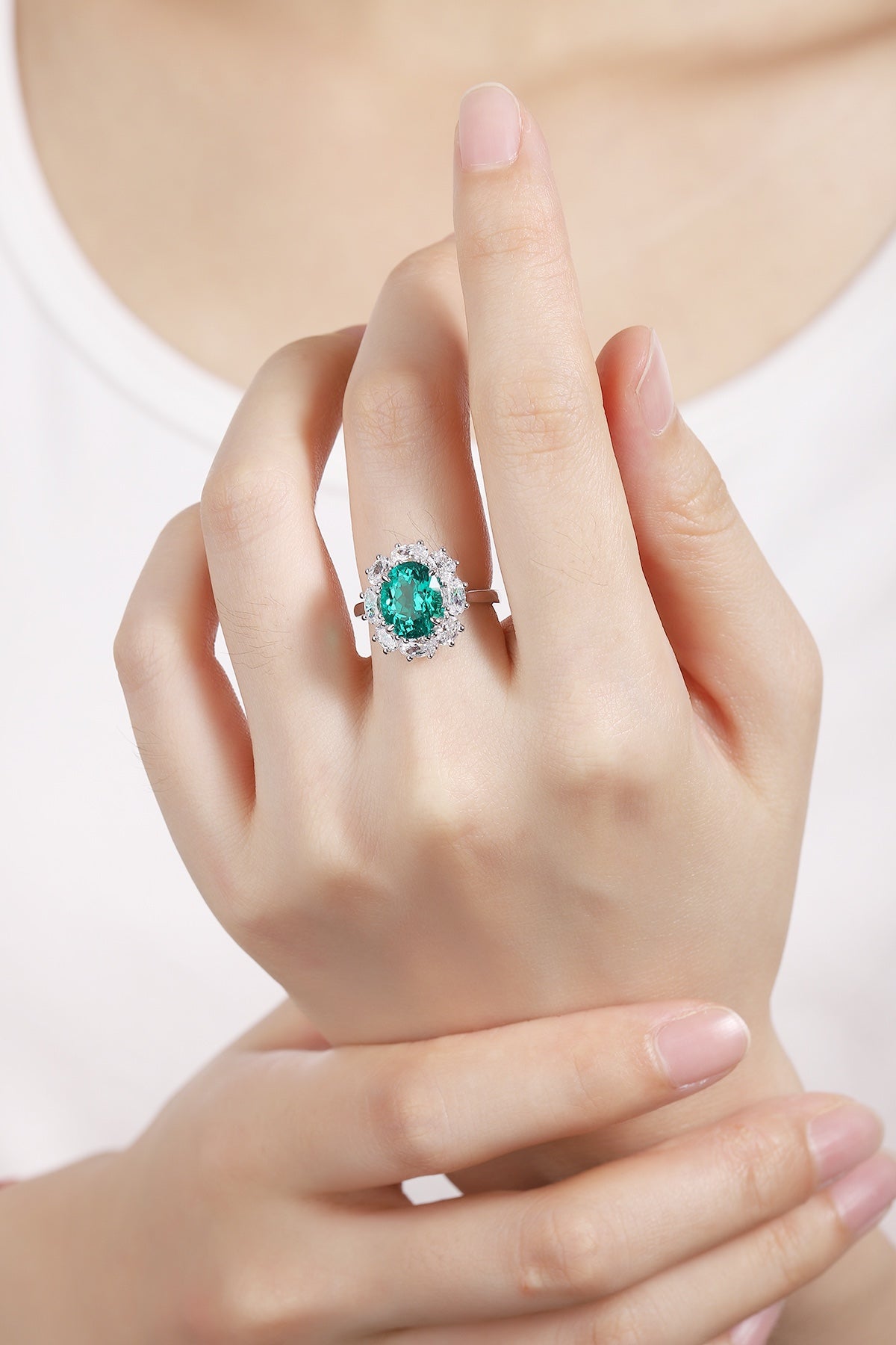 Sterling Silver Lab - Grown Emerald Ring A – JSEGR139Y
