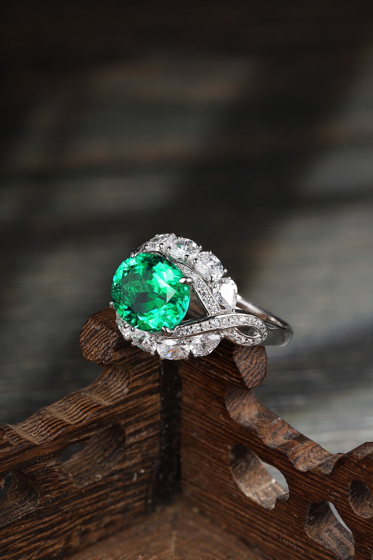 Sterling Silver Lab - Grown Emerald Ring A – JSEGR123Y