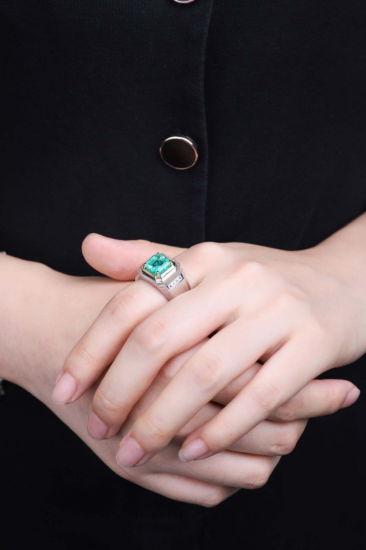 Sterling Silver Lab - Grown Emerald Ring A – JSEGR029Y