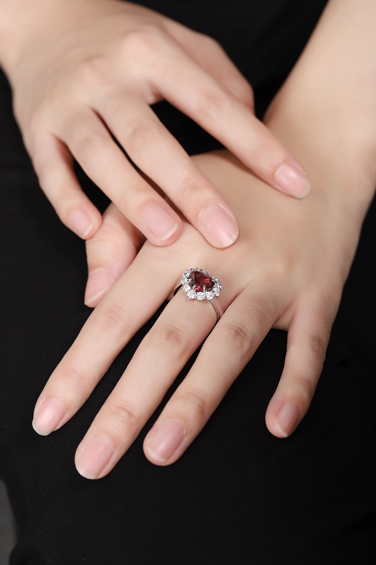 Sterling Silver Natural Garnet Ring W – JR92320