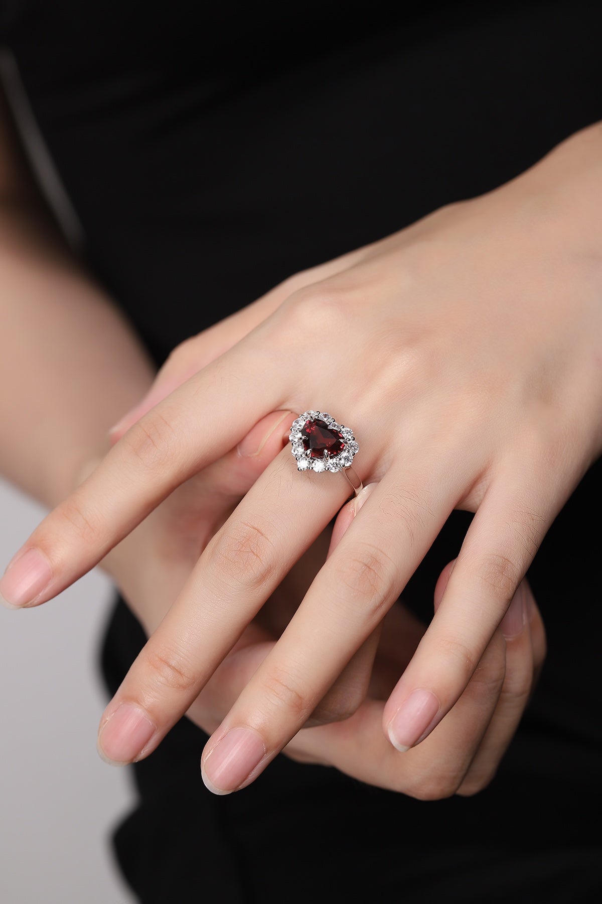 Sterling Silver Natural Garnet Ring W – JR92320