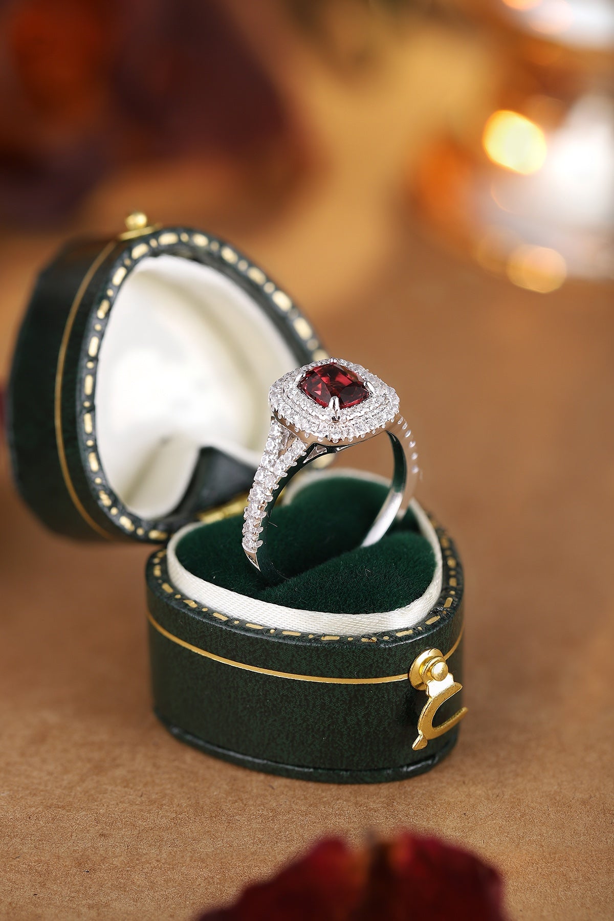Sterling Silver Natural Garnet Ring W – JR92100