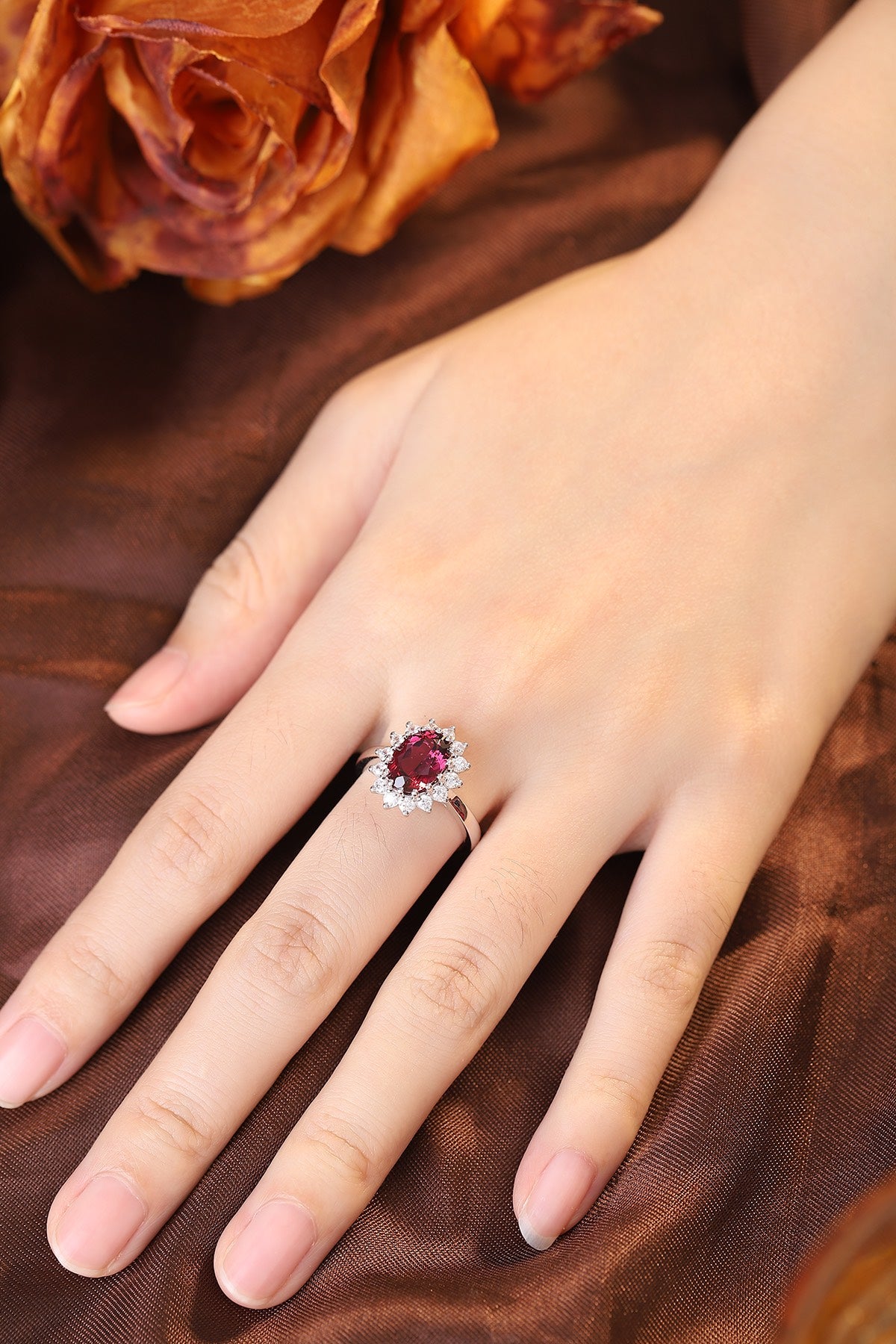 Sterling Silver Natural Garnet Ring W – JR2725