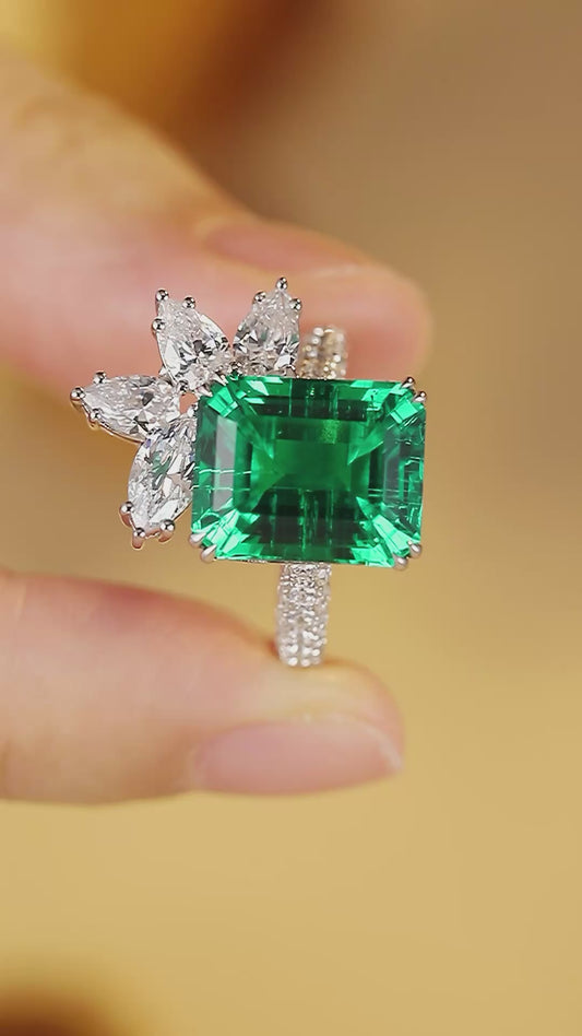 Sterling Silver Lab - Grown Emerald Ring W – JSEGR135Y