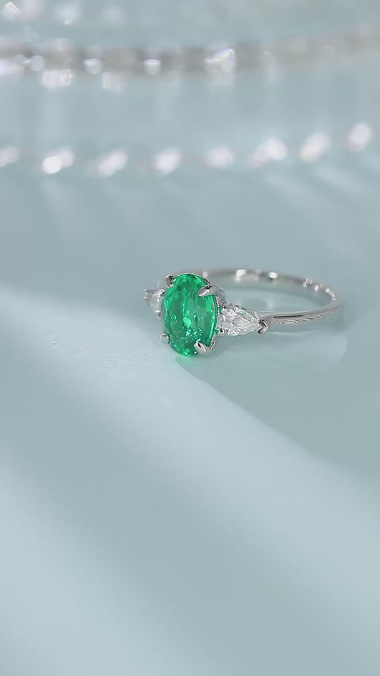 Sterling Silver Lab - Grown Emerald Ring A – JSEGR130Y