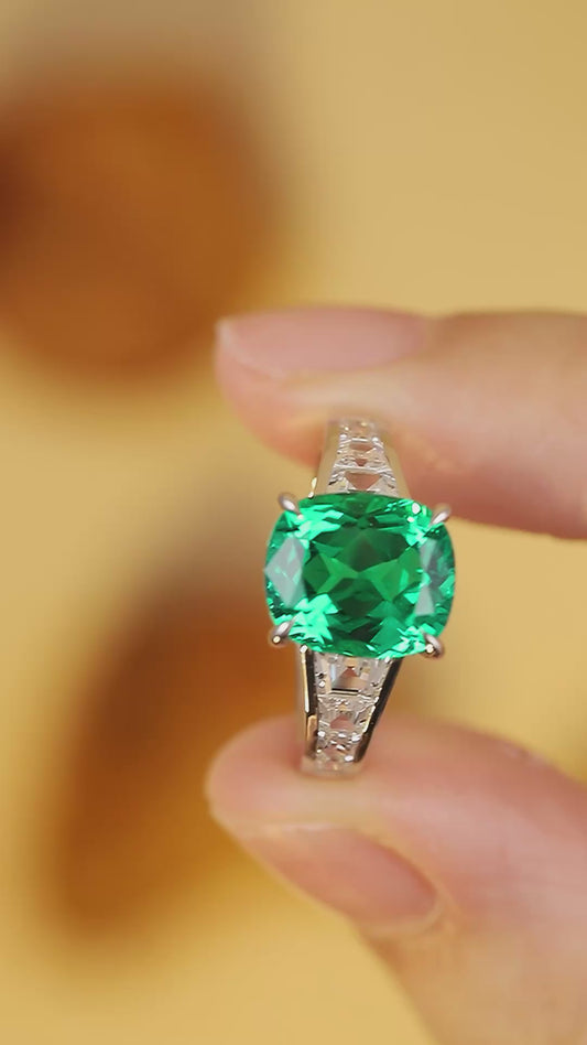 Sterling Silver Lab - Grown Emerald Ring A – JSEGR204Y
