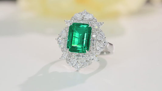 18K Gold Lab - Grown Emerald Ring A – JSEGR1193A
